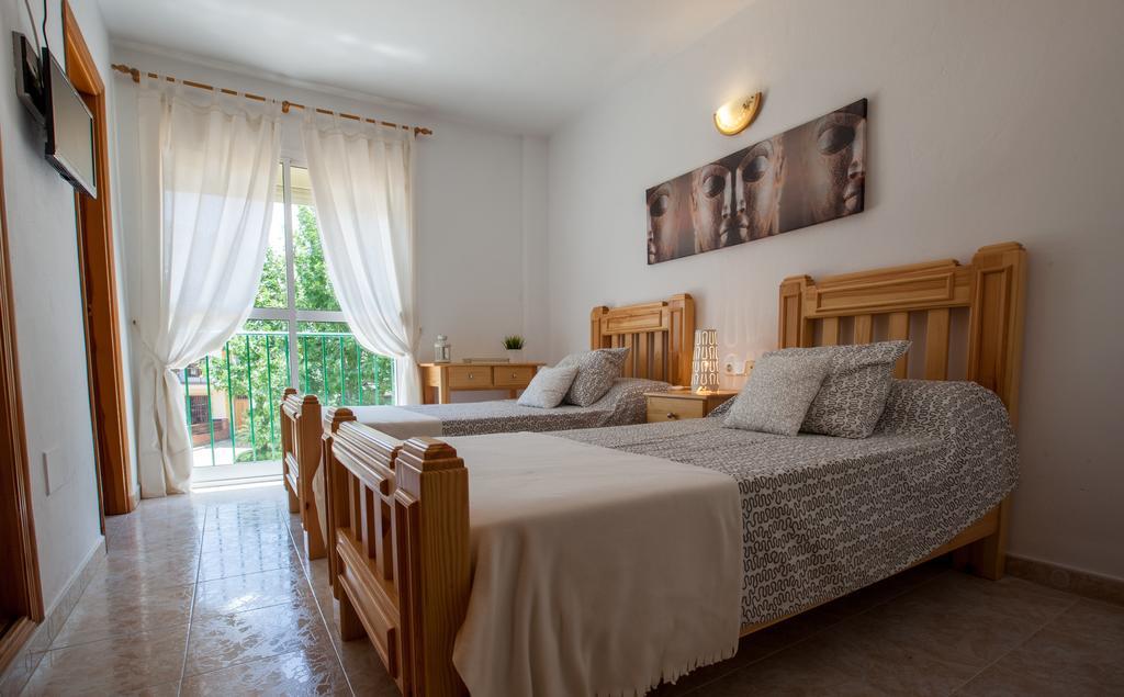 Hostal Sango Sierra De Las Nieves Alozaina Kültér fotó