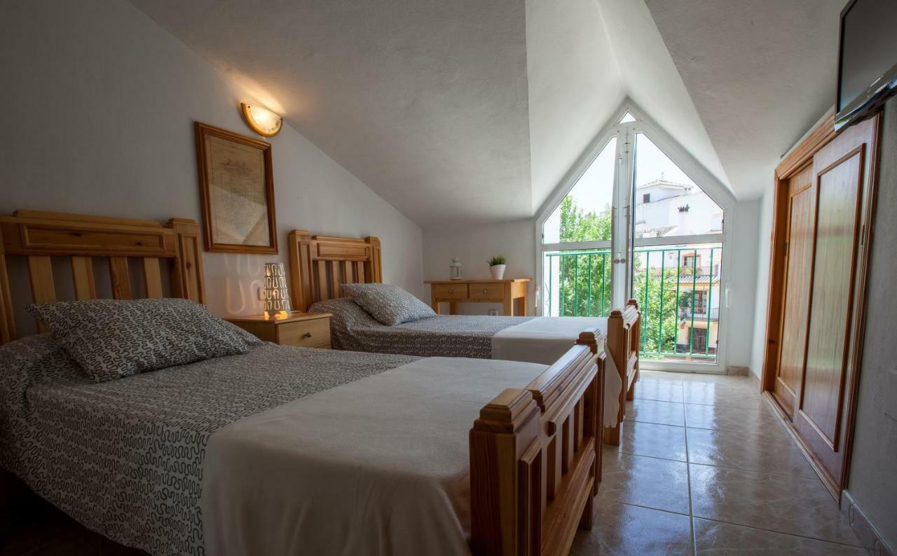 Hostal Sango Sierra De Las Nieves Alozaina Kültér fotó